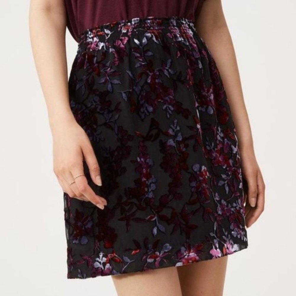 Loft Velvet Floral Pull On Skirt - NWT